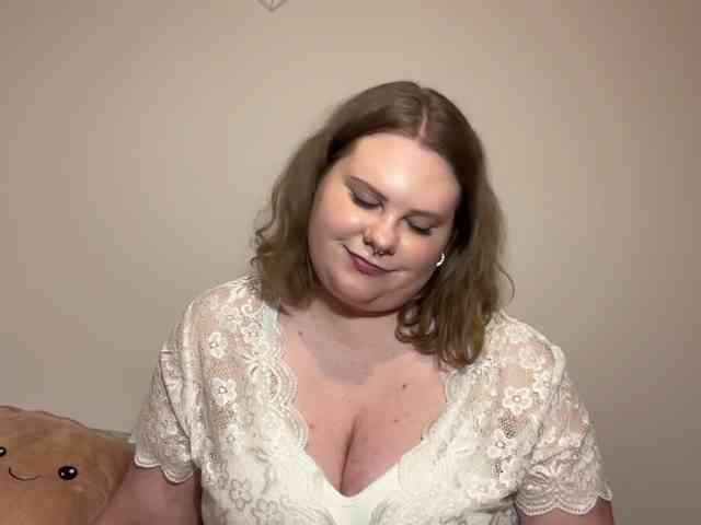 BriannaDoll webcam