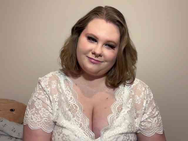 BriannaDoll webcam