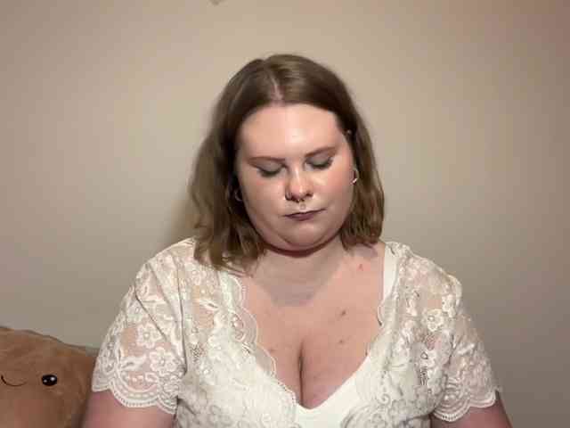 BriannaDoll webcam