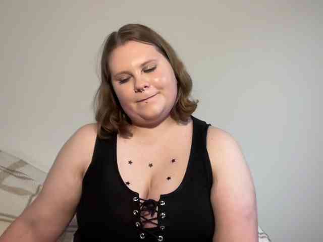 BriannaDoll webcam