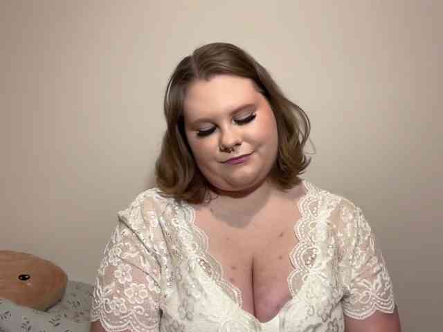 BriannaDoll webcam