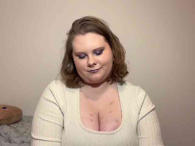 BriannaDoll webcam