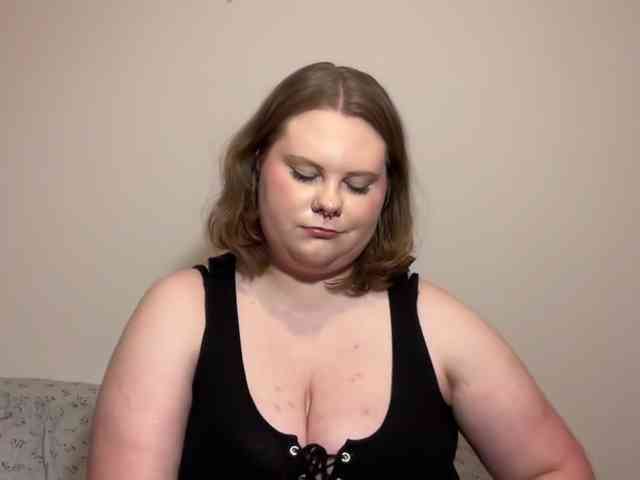 BriannaDoll webcam