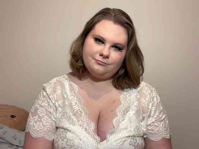 BriannaDoll webcam