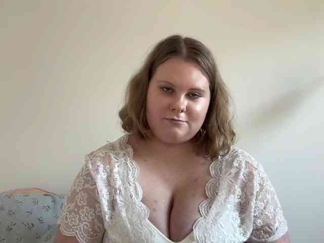 BriannaDoll webcam