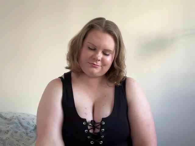 BriannaDoll webcam