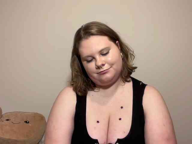 BriannaDoll webcam