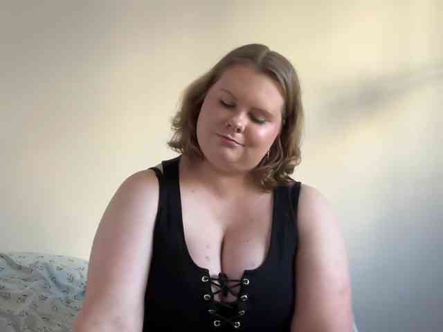 BriannaDoll webcam