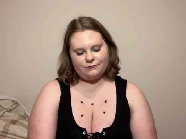 BriannaDoll webcam