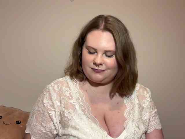 BriannaDoll webcam