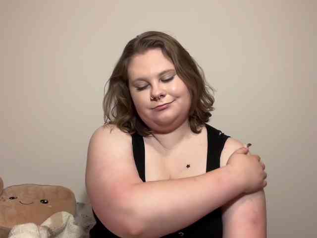 BriannaDoll webcam