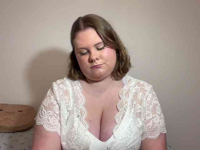 BriannaDoll webcam