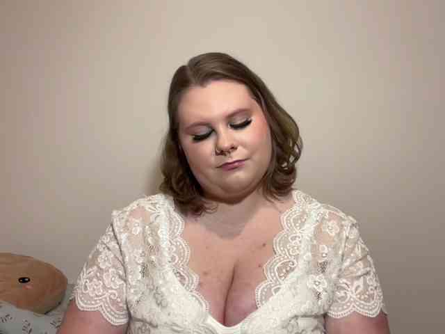 BriannaDoll webcam