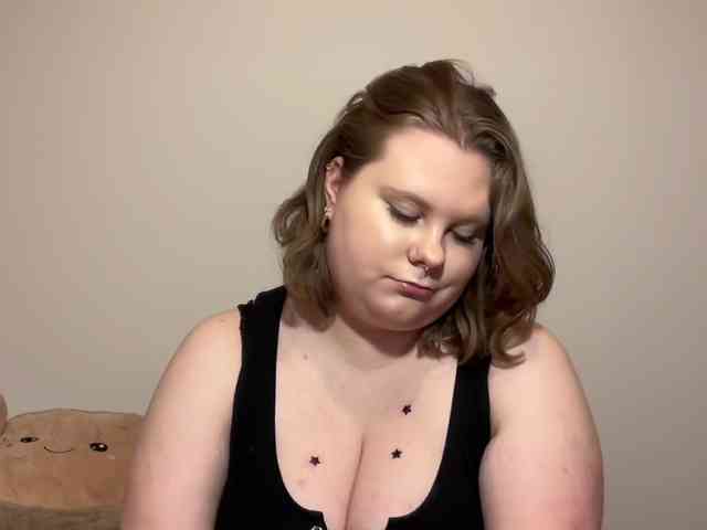 BriannaDoll webcam