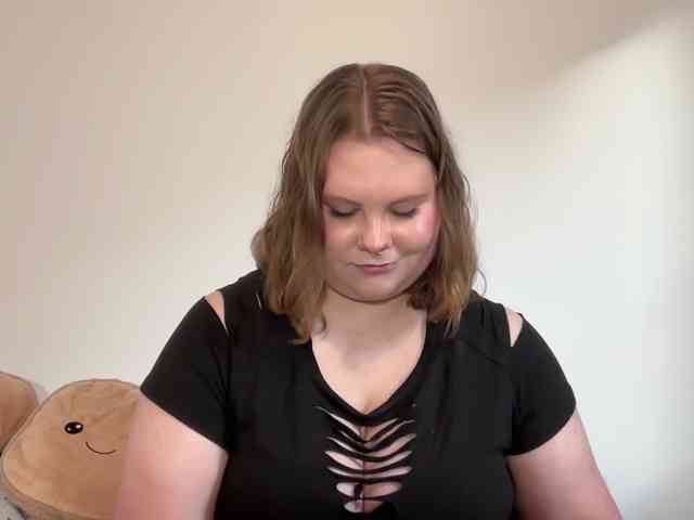 BriannaDoll webcam