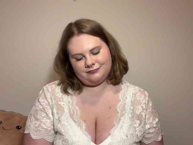 BriannaDoll webcam