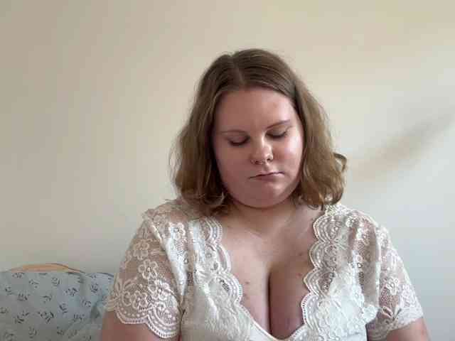 BriannaDoll webcam