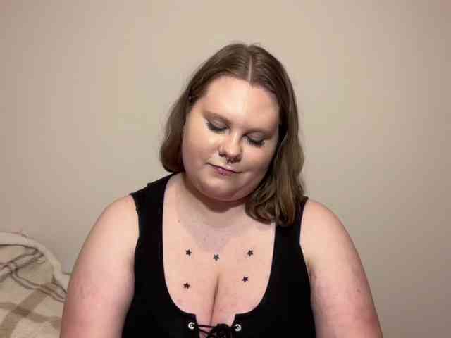 BriannaDoll webcam