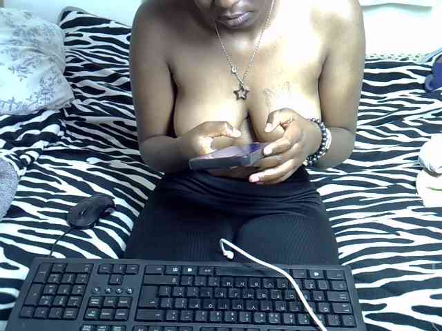 Sexxytess webcam