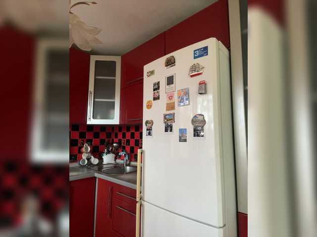  Angelina-8 chat room