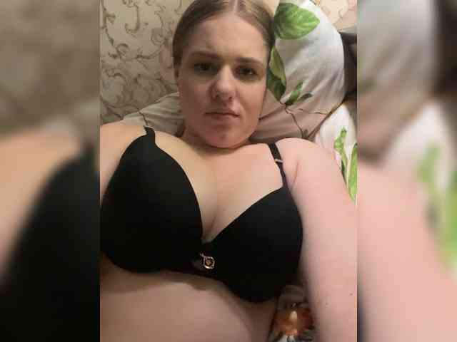 Angelina-8 Live Webcam on BongaCams