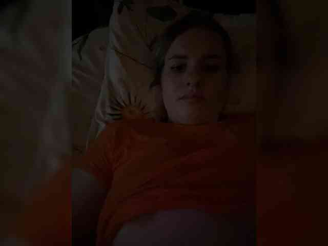 Angelina-8 webcam