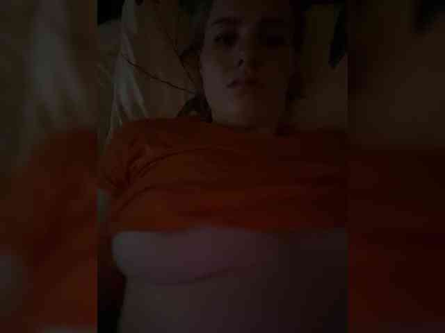 Angelina-8 webcam