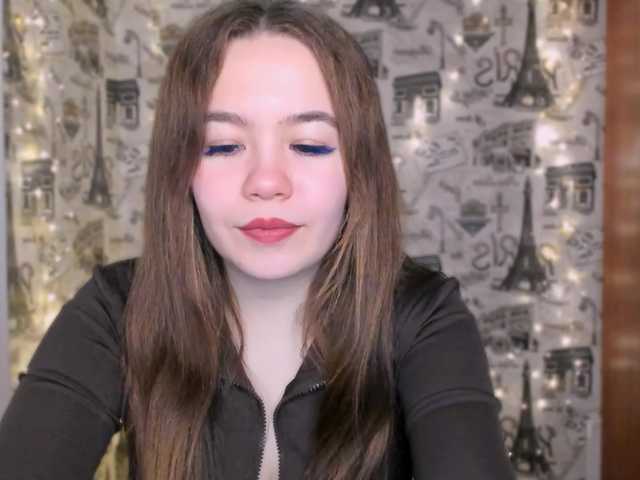 SaraKox's BongaCams show and profile