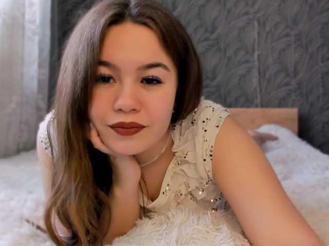 SaraKox's BongaCams show and profile
