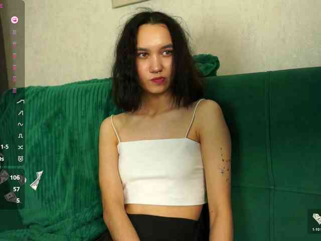 MollyHub69 webcam