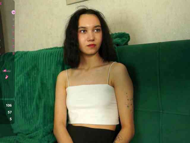 MollyHub69 webcam