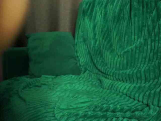 MollyHub69 webcam