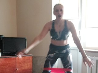 LisaLovHoney Porn Show