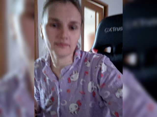 LisaLovHoney's BongaCams show and profile