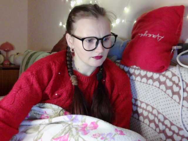 LisaLovHoney's BongaCams show and profile