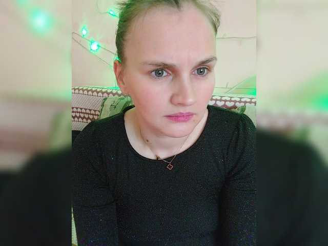  LisaLovHoney chat room