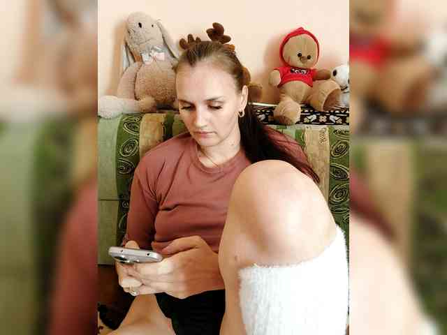 LisaLovHoney webcam