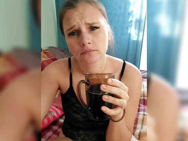 LisaLovHoney webcam