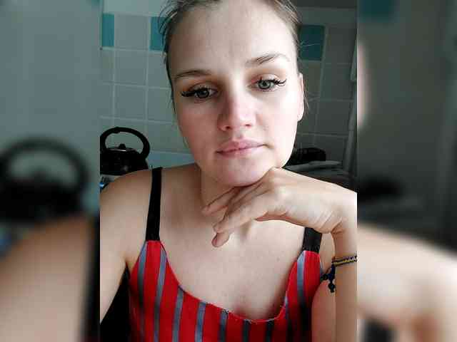 LisaLovHoney webcam