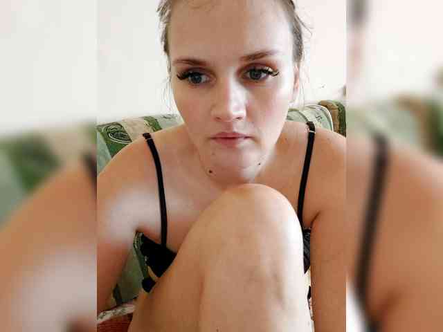 LisaLovHoney webcam