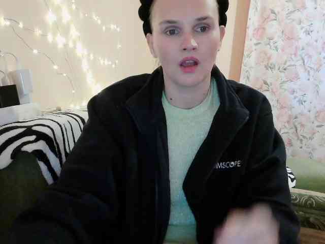 LisaLovHoney webcam