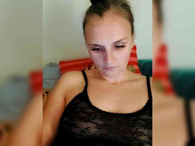 LisaLovHoney webcam