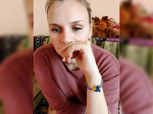 LisaLovHoney webcam