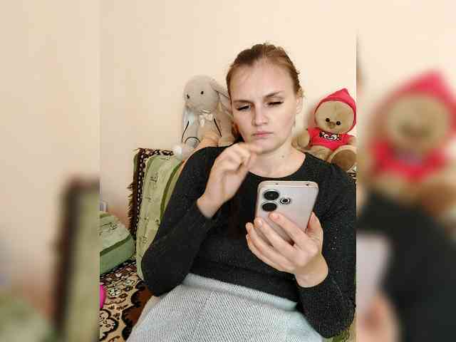 LisaLovHoney webcam