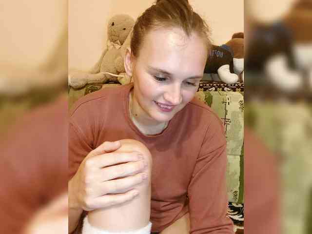 LisaLovHoney webcam