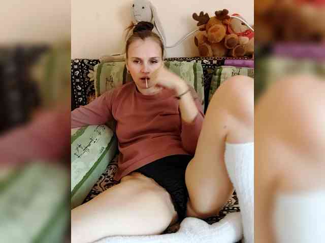 LisaLovHoney webcam
