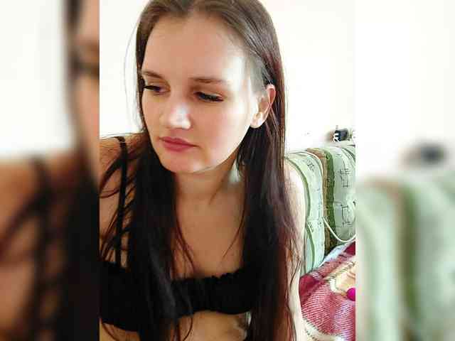 LisaLovHoney webcam