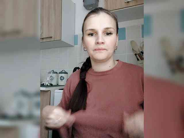 LisaLovHoney webcam