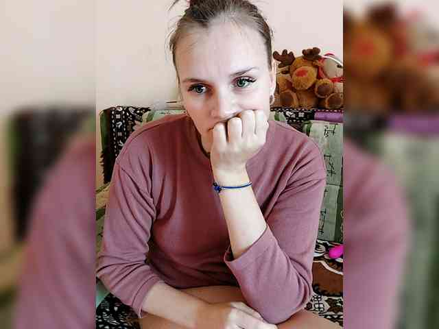 LisaLovHoney webcam