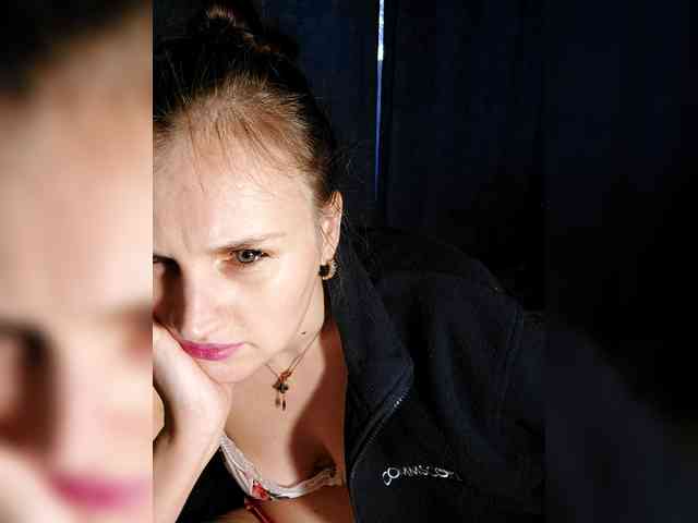 LisaLovHoney webcam